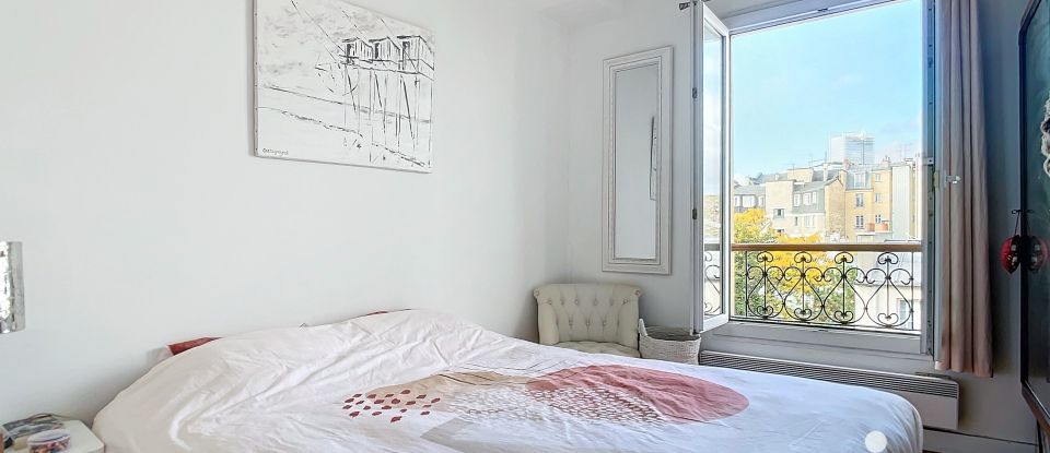 Appartement 4 pièces de 75 m² à Paris (75017)