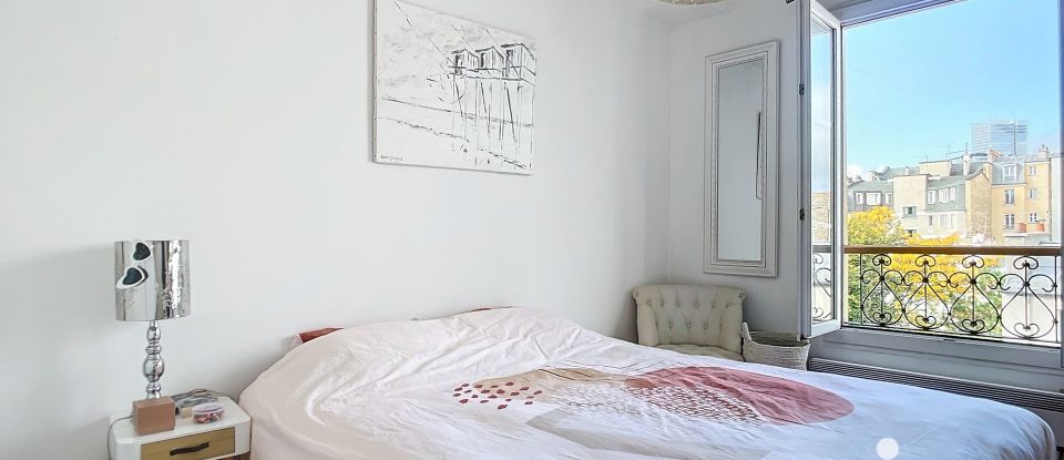 Appartement 4 pièces de 75 m² à Paris (75017)