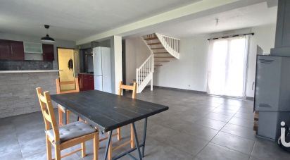 Maison 5 pièces de 98 m² à Saint-Sauveur-des-Landes (35133)