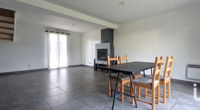 Maison 5 pièces de 98 m² à Saint-Sauveur-des-Landes (35133)