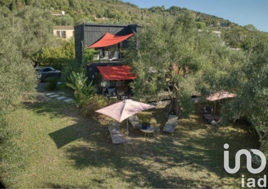 House 5 rooms of 152 m² in Villefranche-sur-Mer (06230)