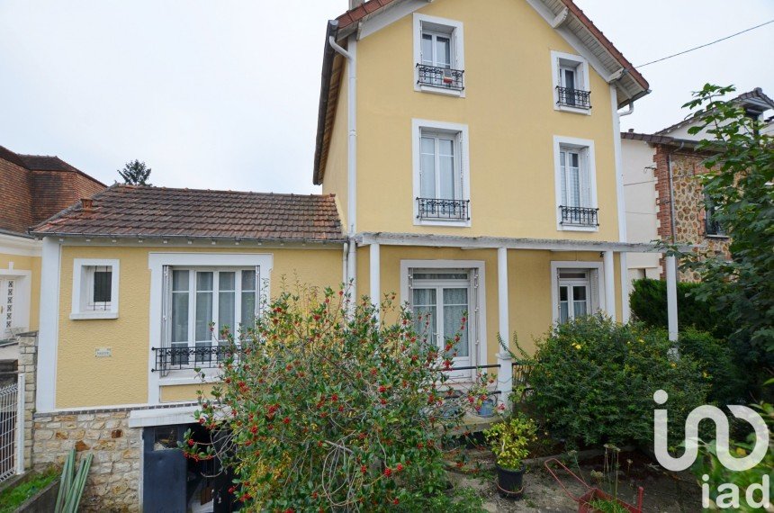 House 4 rooms of 96 m² in Sannois (95110)