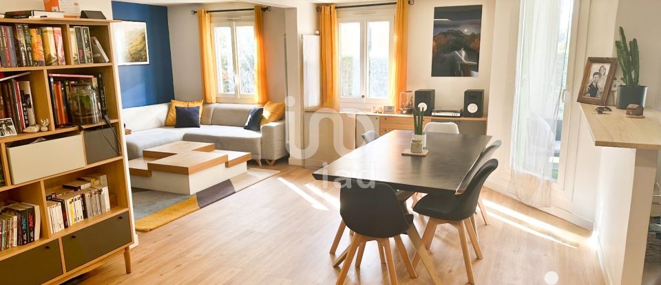 Appartement 3 pièces de 82 m² à Fréjus (83600)