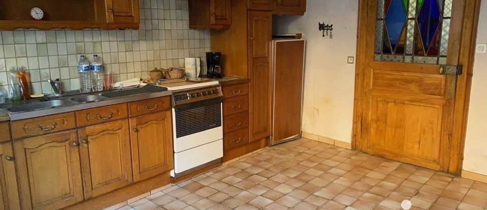 Town house 8 rooms of 180 m² in Le Quesnoy (59530)