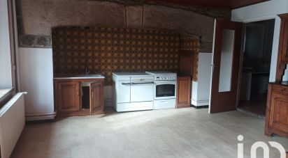 Maison 9 pièces de 120 m² à Grandrieu (48600)