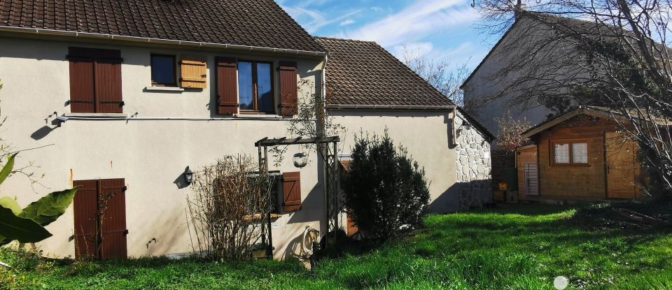 Maison 8 pièces de 130 m² à Soignolles-en-Brie (77111)