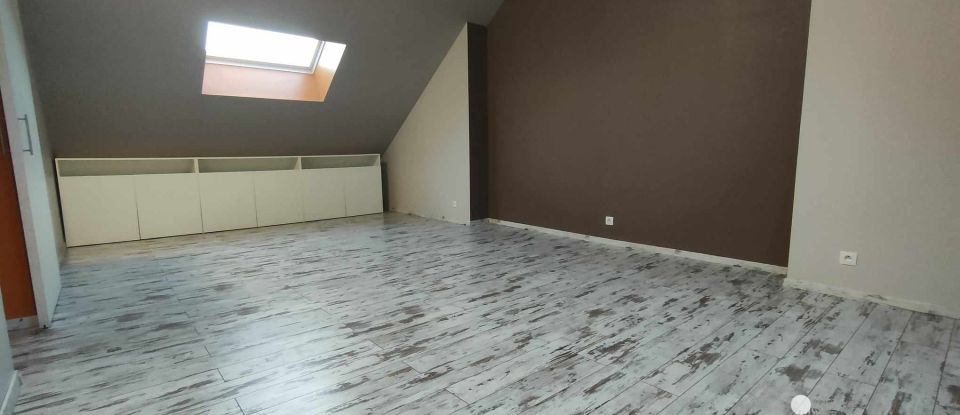 Town house 9 rooms of 223 m² in Annœullin (59112)