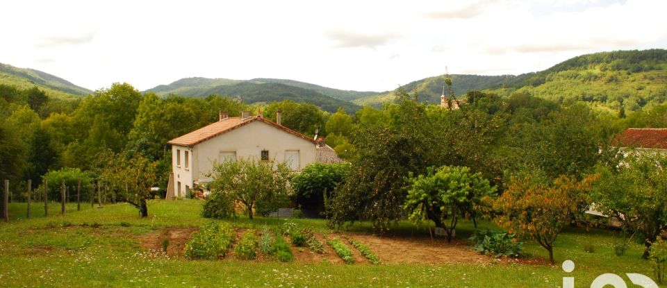 Maison de campagne 4 pièces de 95 m² à Carla-de-Roquefort (09300)