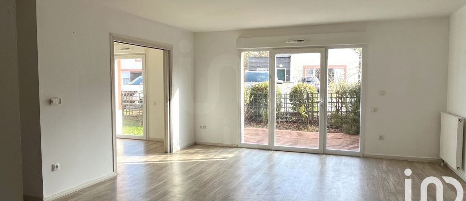 Appartement 3 pièces de 65 m² à Saint-Cyr-en-Val (45590)