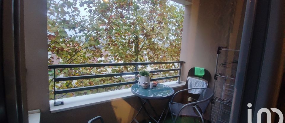 Apartment 3 rooms of 64 m² in Brie-Comte-Robert (77170)