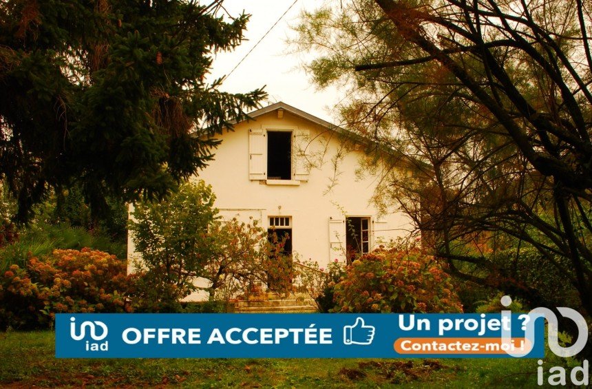 Maison traditionnelle 4 pièces de 130 m² à Foix (09000)