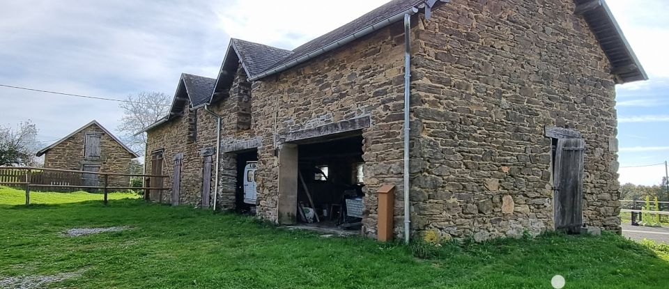 Farm 5 rooms of 143 m² in Saint-Pardoux-Corbier (19210)