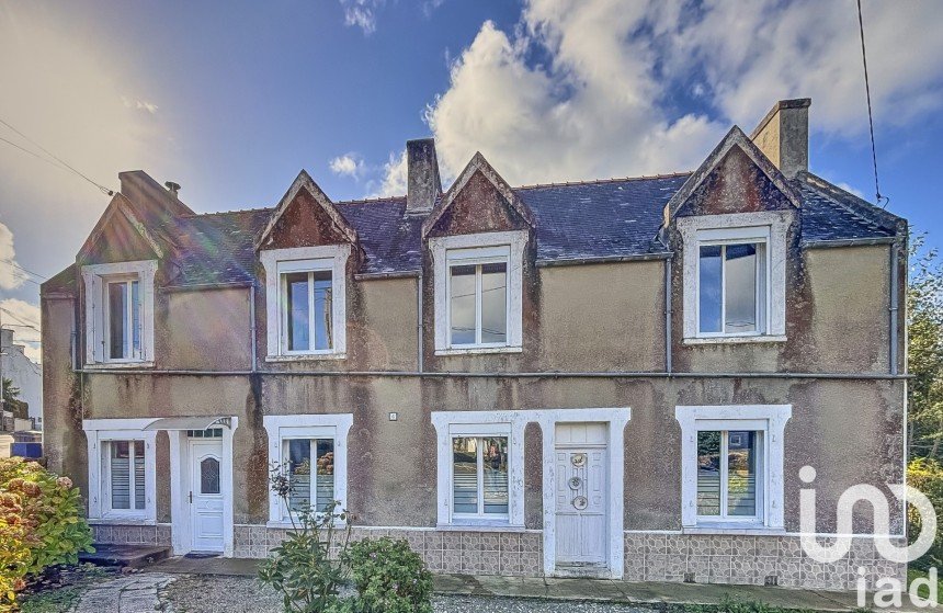 Town house 8 rooms of 122 m² in Plestin-les-Grèves (22310)