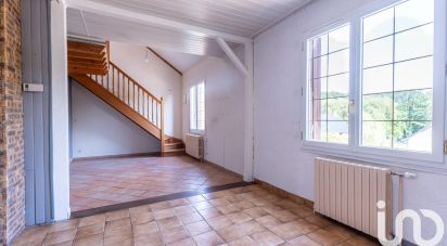 Duplex 3 pièces de 85 m² à Saconin-et-Breuil (02200)