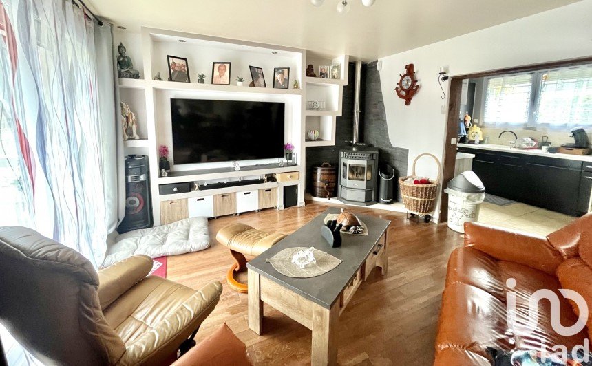 Maison 6 pièces de 154 m² à Thorigny-sur-Oreuse (89260)