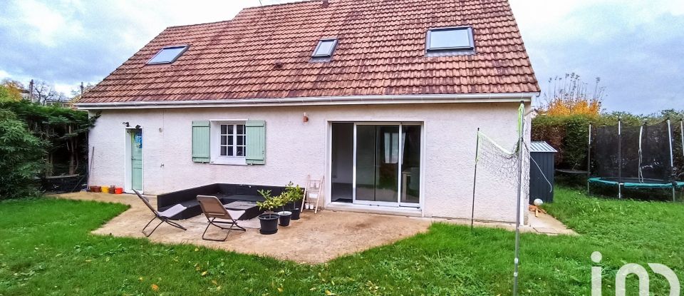 House 7 rooms of 125 m² in Ollainville (91340)