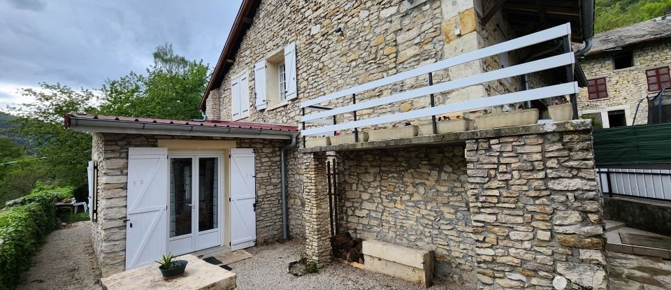 Village house 4 rooms of 65 m² in Cheignieu-la-Balme (01510)