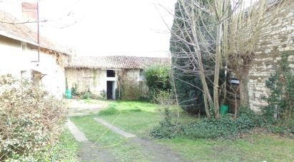 Ferme 2 pièces de 80 m² à Scorbé-Clairvaux (86140)