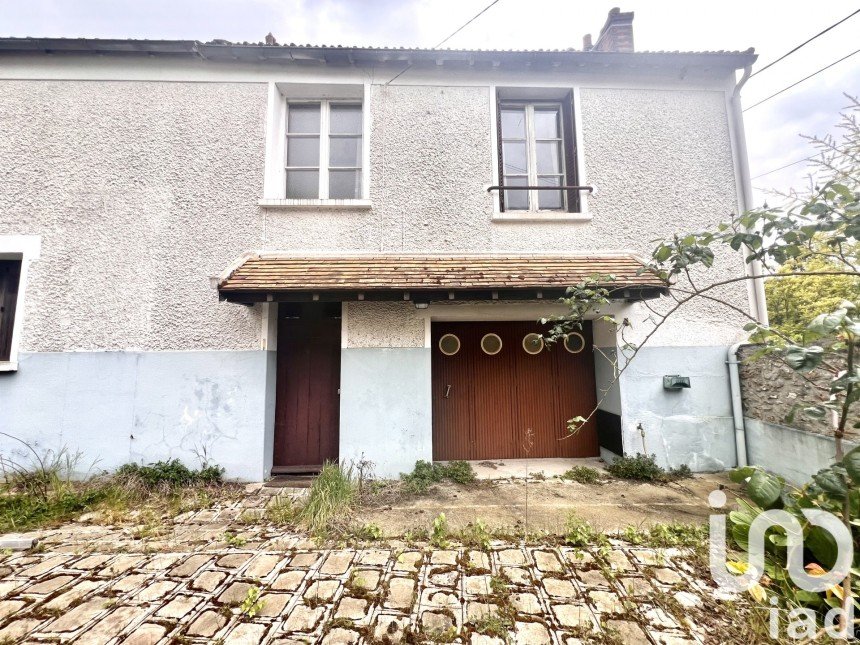 House 3 rooms of 70 m² in Marcoussis (91460)