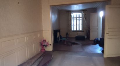 House 10 rooms of 309 m² in Solesmes (59730)