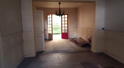 House 10 rooms of 309 m² in Solesmes (59730)