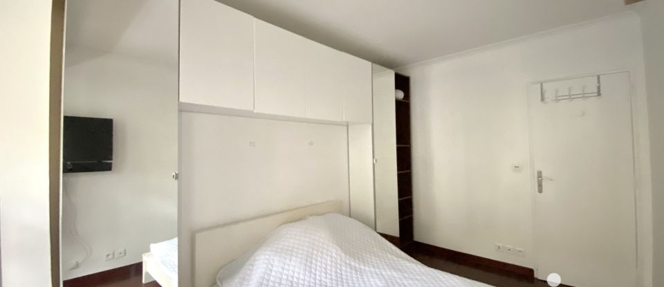 Appartement 3 pièces de 62 m² à Paris (75010)