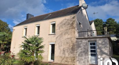 House 10 rooms of 212 m² in Sainte-Marie (35600)