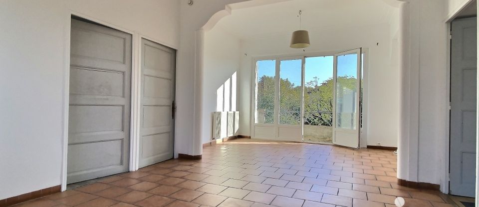 Maison 4 pièces de 177 m² à Carpentras (84200)