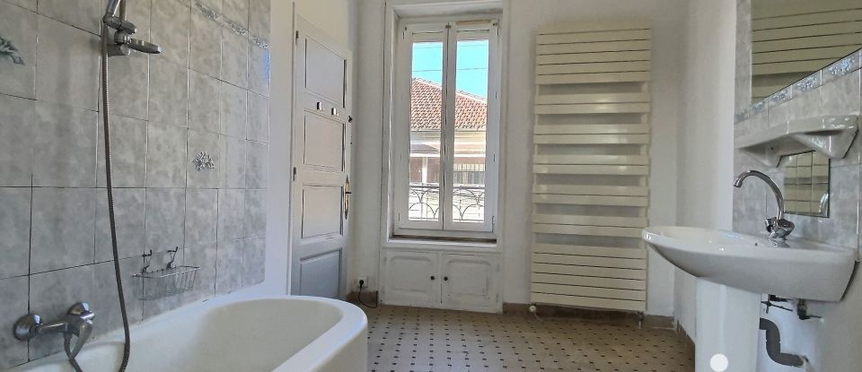 Maison 4 pièces de 177 m² à Carpentras (84200)