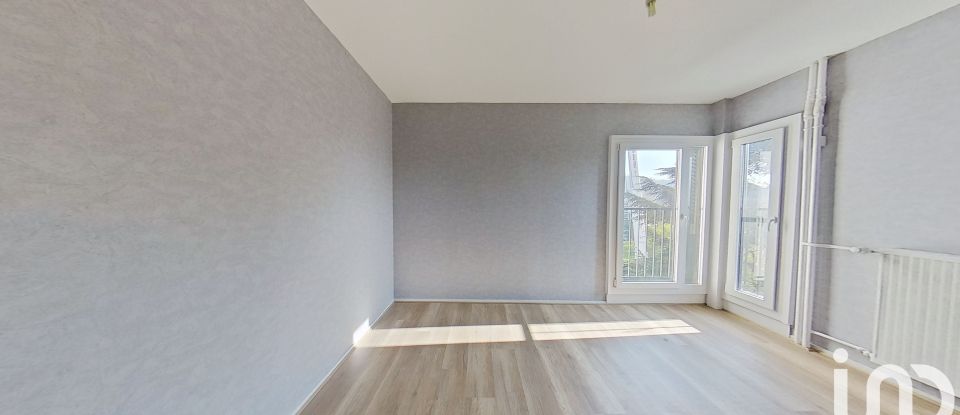 Apartment 3 rooms of 76 m² in Chambéry (73000)