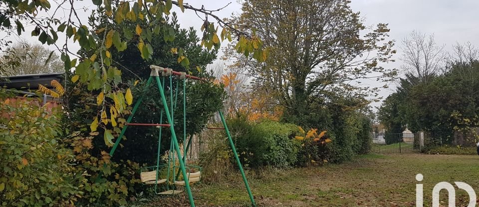 Maison traditionnelle 4 pièces de 90 m² à Saumur (49400)