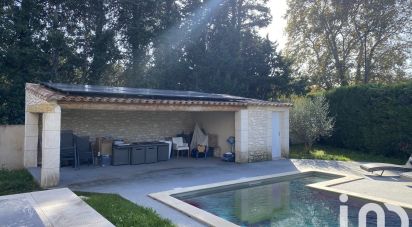 House 5 rooms of 143 m² in L'Isle-sur-la-Sorgue (84800)