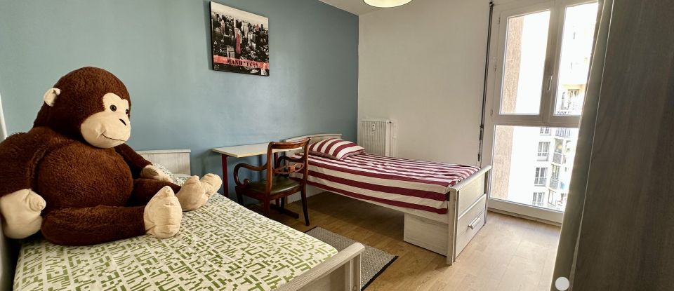 Appartement 5 pièces de 114 m² à Toulon (83000)