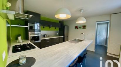 Maison 7 pièces de 193 m² à Moussy (51530)