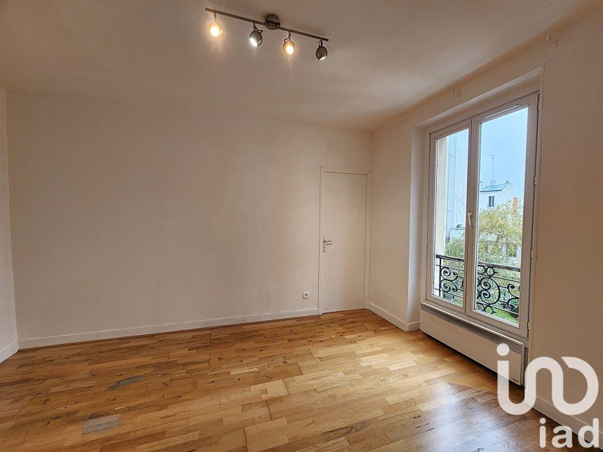 Appartement 2 pièces de 28 m² à Paris (75018)