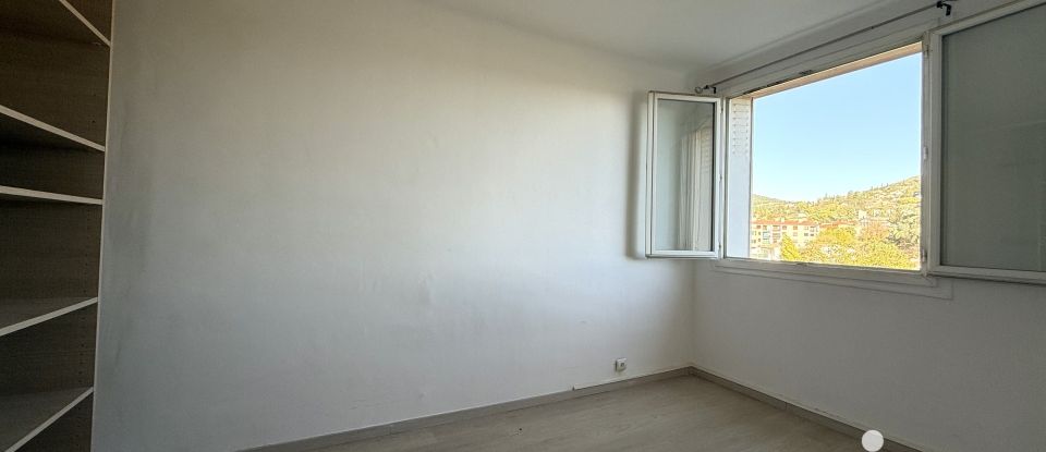 Appartement 3 pièces de 64 m² à Manosque (04100)