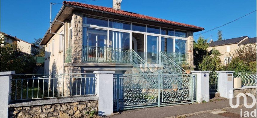 Maison traditionnelle 7 pièces de 185 m² à Villefranche-de-Rouergue (12200)