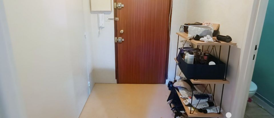 Studio 1 room of 26 m² in Poitiers (86000)