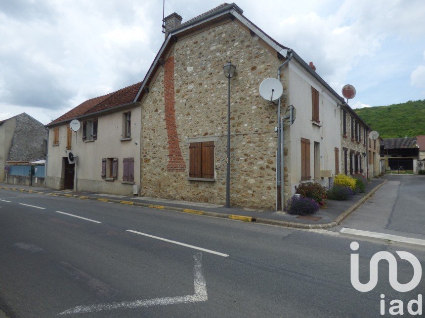 Village house 4 rooms of 163 m² in Chartèves (02400)