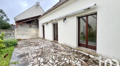 Maison traditionnelle 6 pièces de 121 m² à Sainte-Geneviève-des-Bois (91700)