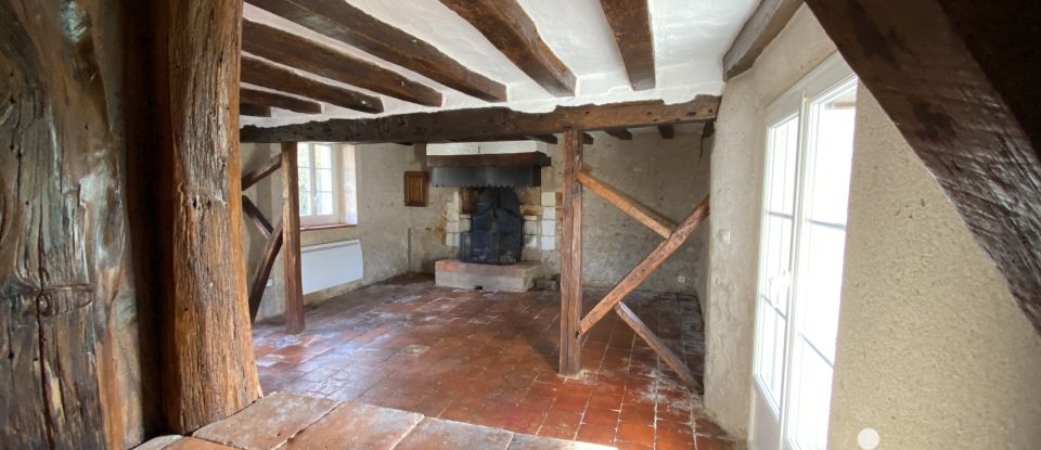 Country house 4 rooms of 83 m² in Loché-sur-Indrois (37460)