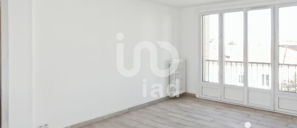 Appartement 3 pièces de 68 m² à Nîmes (30900)