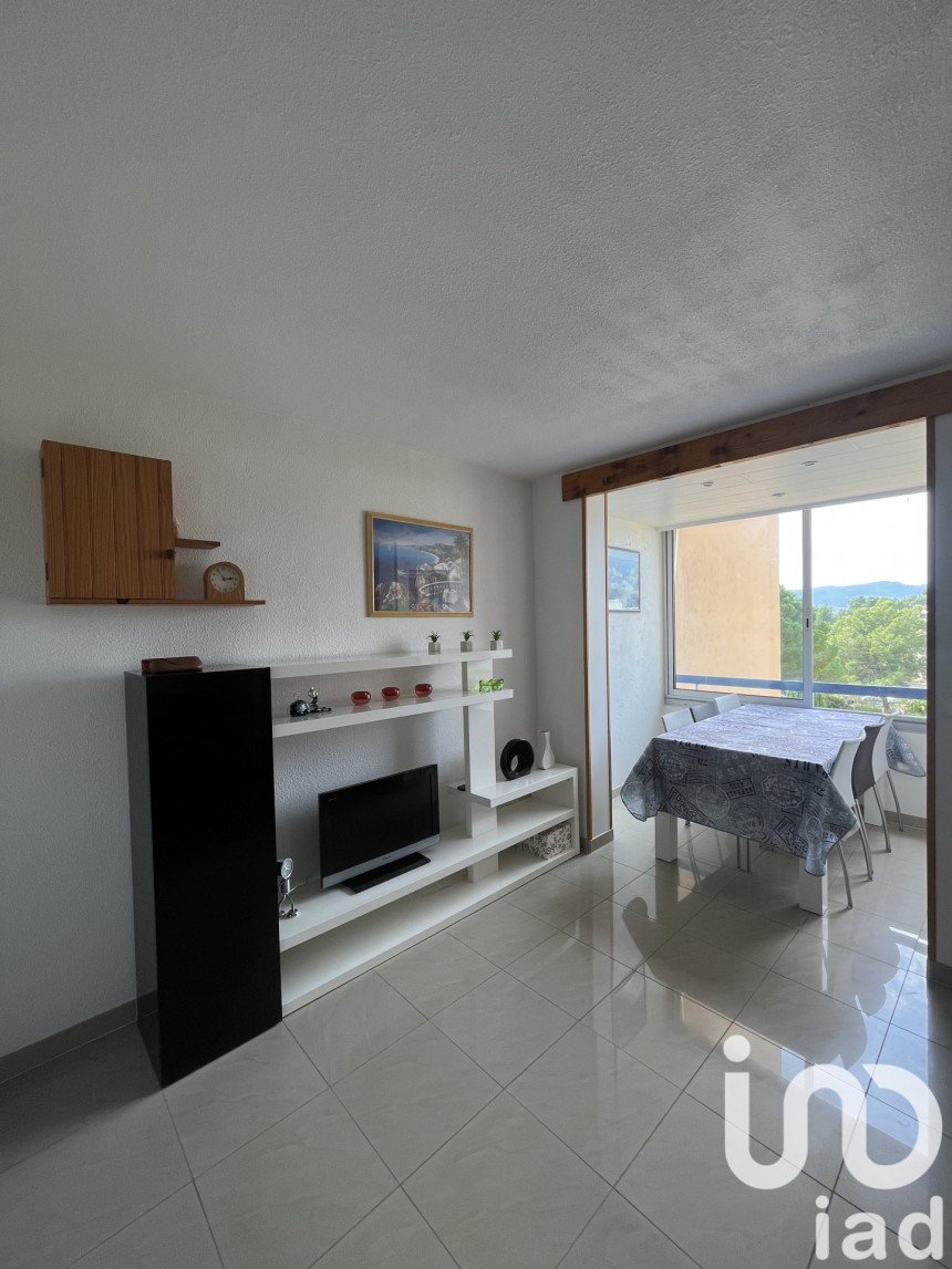 Apartment 2 rooms of 37 m² in La Ciotat (13600)