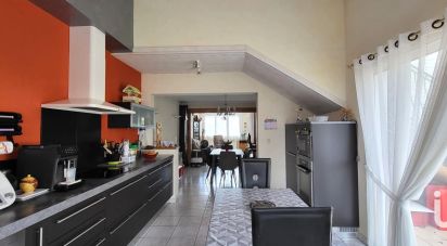 Maison 6 pièces de 127 m² à Cholet (49300)