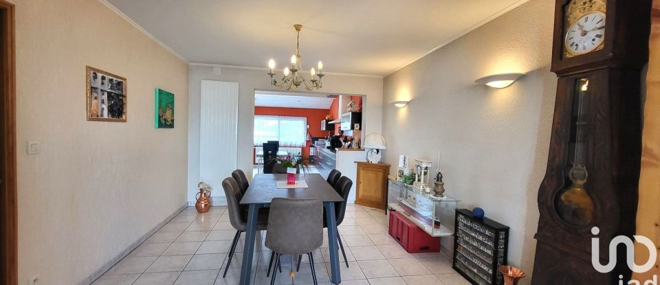 Maison 6 pièces de 127 m² à Cholet (49300)