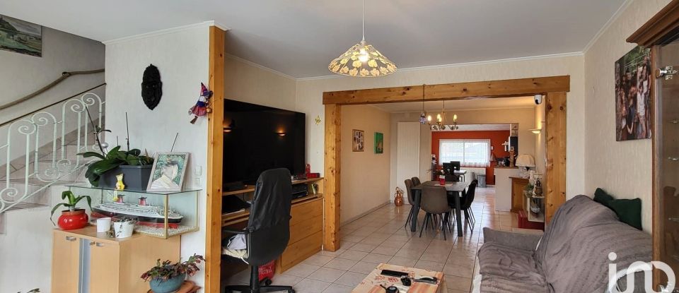 Maison 6 pièces de 127 m² à Cholet (49300)