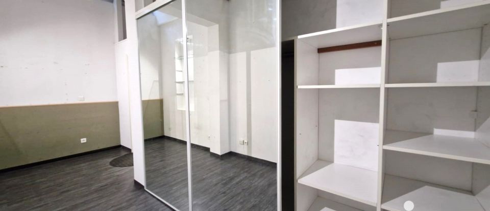 Studio 1 pièce de 15 m² à Marseille (13006)