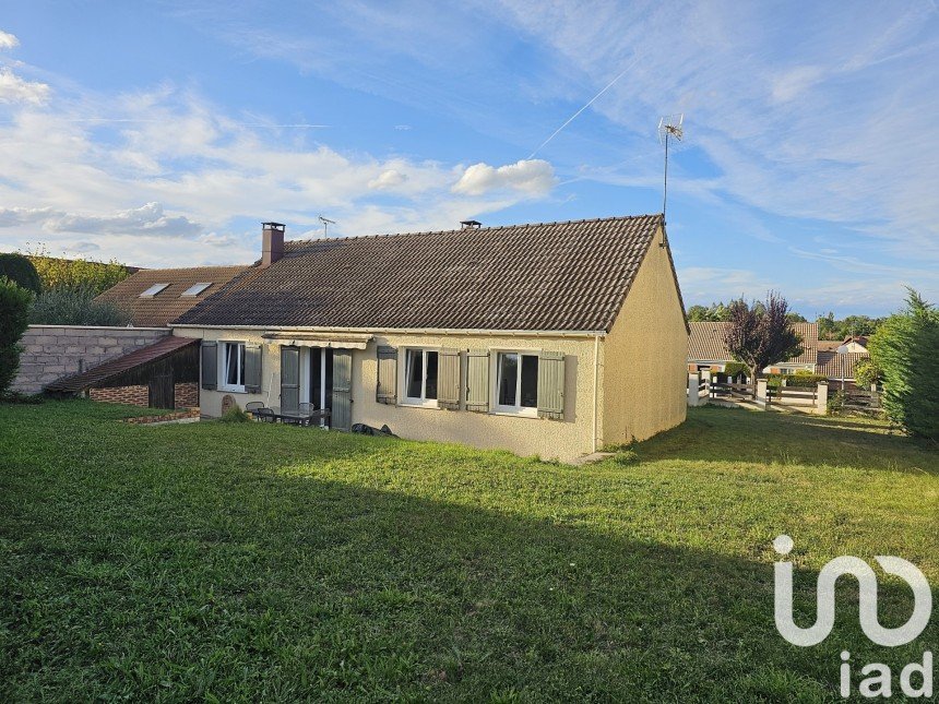 Maison 4 pièces de 90 m² à Baulne (91590)