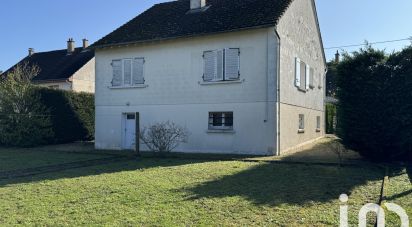 Maison 4 pièces de 92 m² à Trévol (03460)