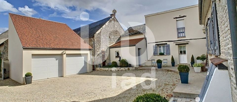 House 7 rooms of 158 m² in Guigneville (45300)